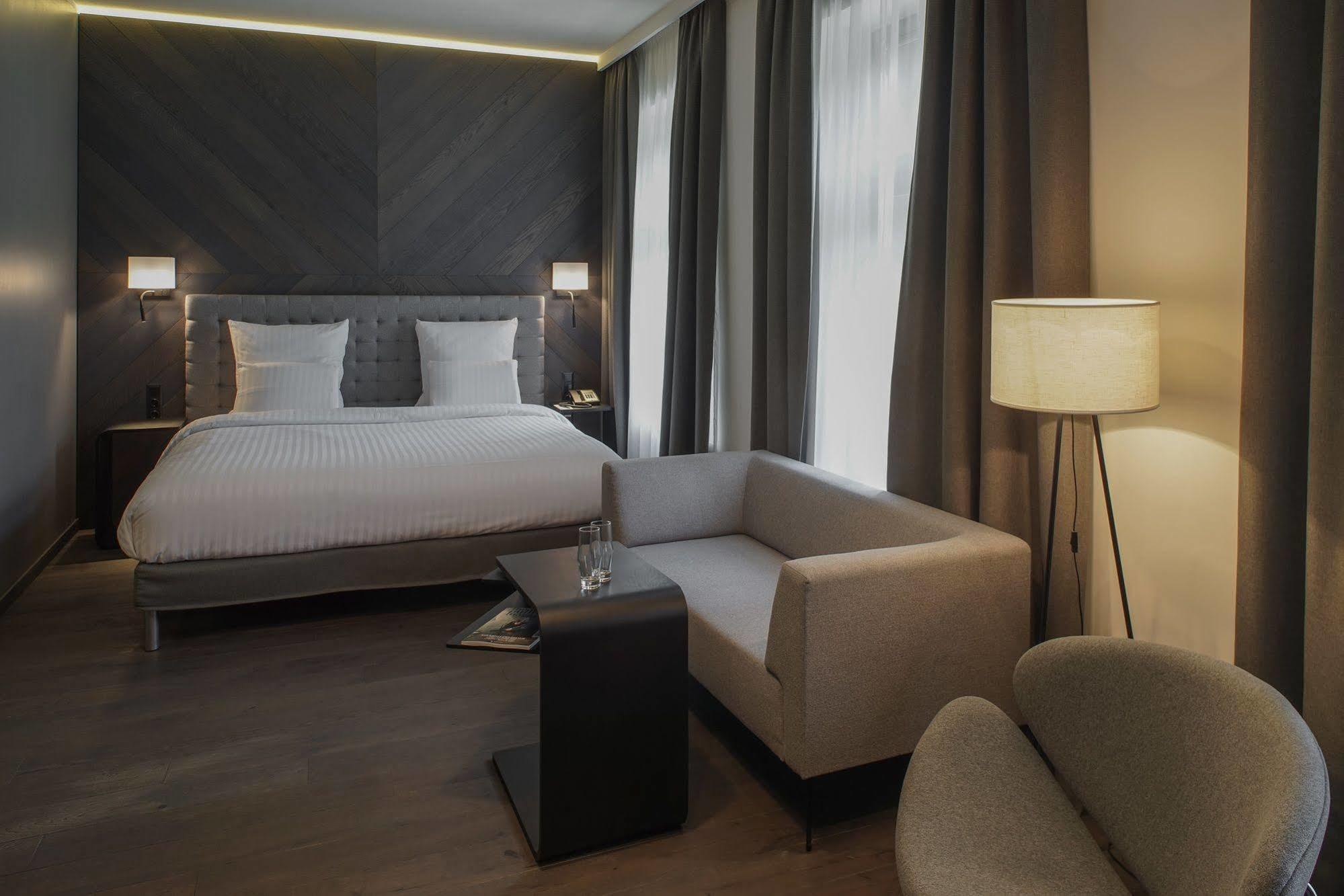 Hotel Pullman Riga Old Town Exterior foto A room at the hotel