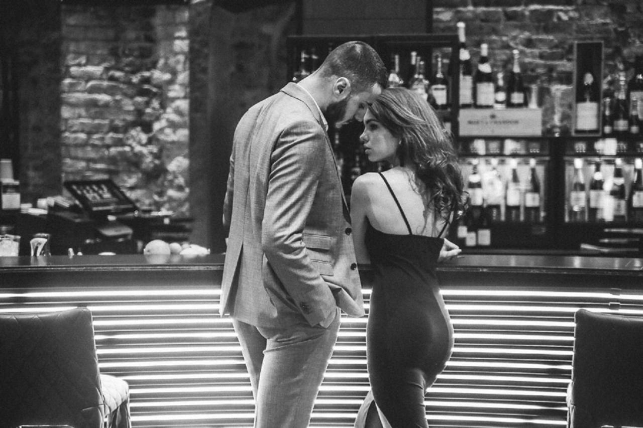 Hotel Pullman Riga Old Town Exterior foto A couple in a nightclub